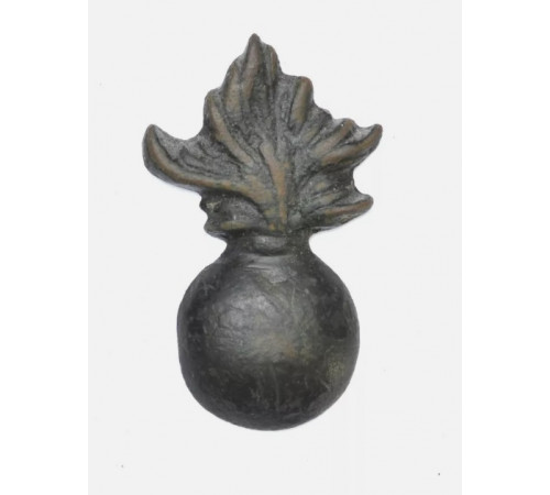 grenade on the cartridge pouch of a grenadier of a Line regiment