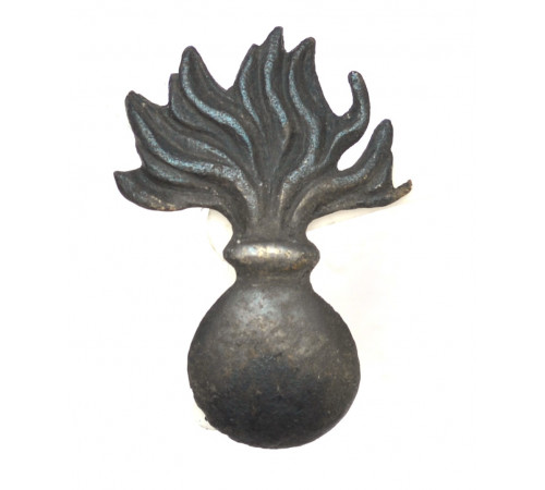 grenade on the cartridge pouch of a grenadier of a Line regiment